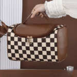 Stylish Glamour Portable Cosmetic Bag - Image 3